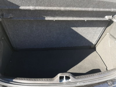 Lancia Ypsilon 1.3 MJT 75 CV Diva (15)