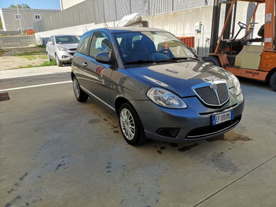 Lancia Ypsilon 1.3 MJT 75 CV Diva (3)