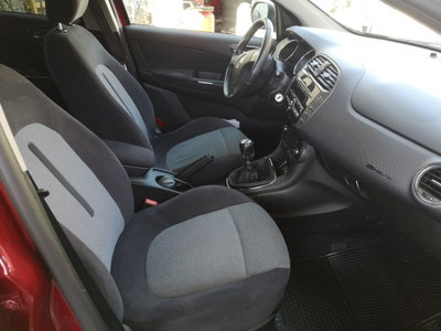 Fiat Bravo 1.6 MJT 120 CV DPF Emotion (11)