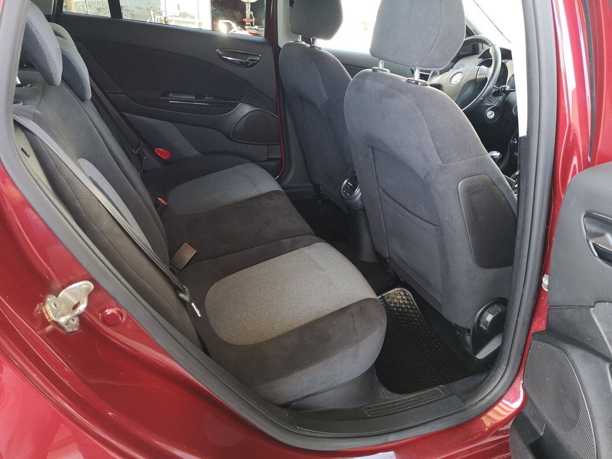 Fiat Bravo 1.6 MJT 120 CV DPF Emotion (12)