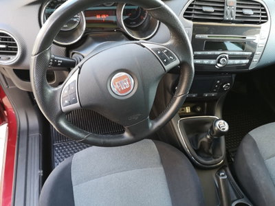Fiat Bravo 1.6 MJT 120 CV DPF Emotion (9)