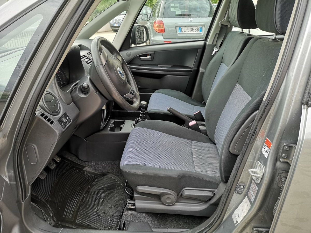 Fiat Sedici 1.9 MJT 4x4 Emotion (6)