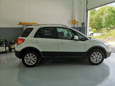 Fiat Sedici 2.0 MJT 16V DPF 4x4 Emotion (4)