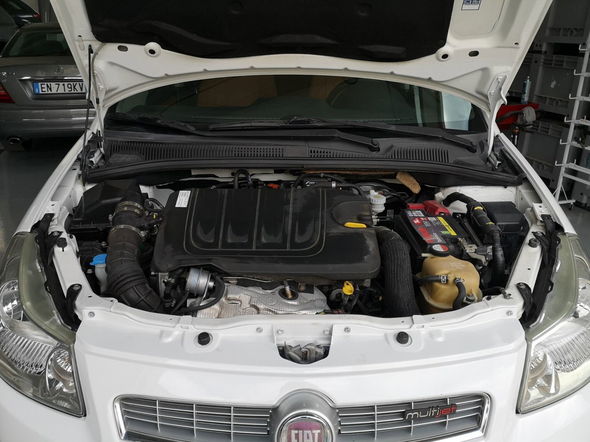 Fiat Sedici 2.0 MJT 16V DPF 4x4 Emotion (7)