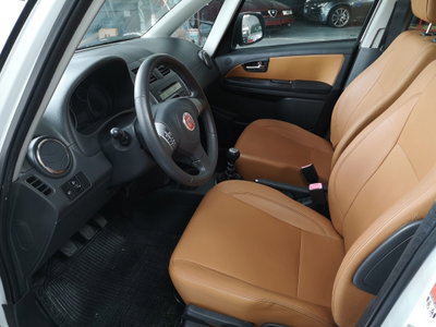 Fiat Sedici 2.0 MJT 16V DPF 4x4 Emotion (8)