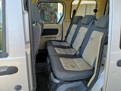 Ford Transit Connect  200S 1.8 TDCi/110CV PC GLX N1 (6)