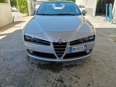 Alfa Romeo 159 2.4 JTDm 20V 210 CV Distinctive (3)