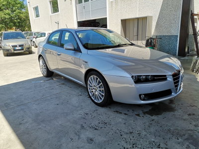 Alfa Romeo 159 2.4 JTDm 20V 210 CV Distinctive (4)