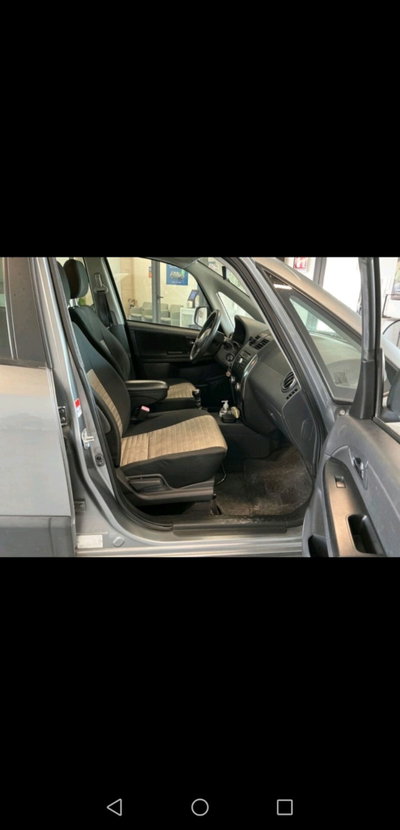 Fiat Sedici 2.0 MJT 16V DPF 4x4 Emotion (5)