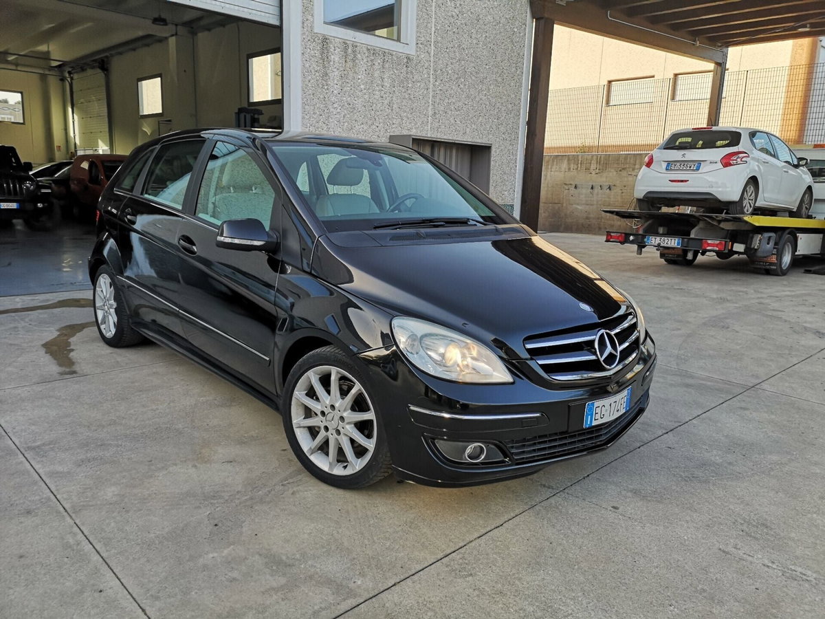 Mercedes-Benz Classe B 200 CDI Executive (3)