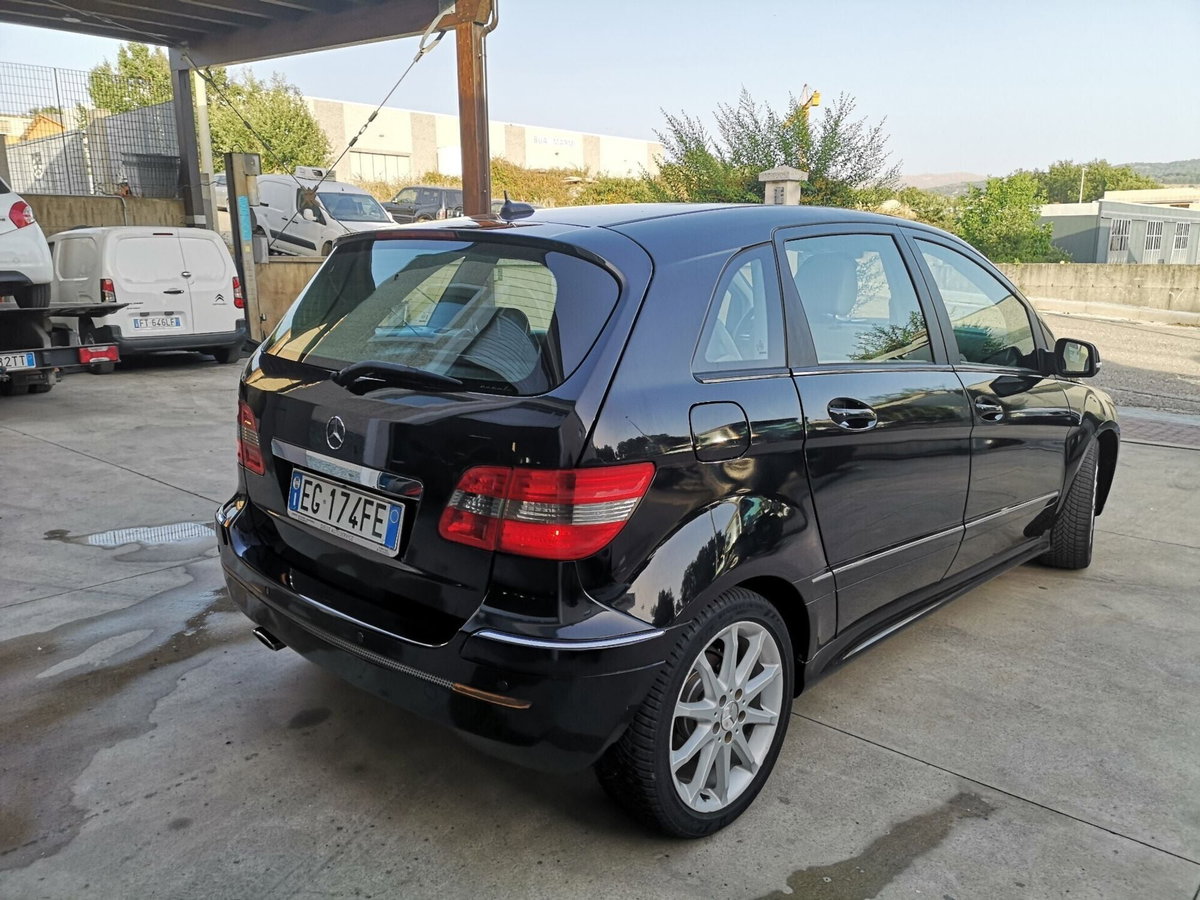 Mercedes-Benz Classe B 200 CDI Executive (5)