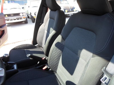Renault Clio TCe 90 CV 5 porte Techno (18)
