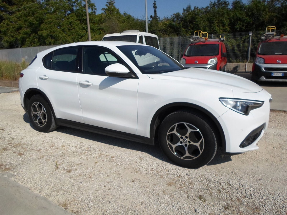 Alfa Romeo Stelvio Stelvio 2.2 Turbodiesel 190 CV AT8 Q4 Super Business (3)