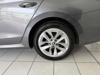 Skoda Octavia Station Wagon 1.5 G-TEC DSG Wagon Style (7)