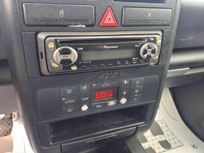 Audi A2 1.6 16V FSI Top (4)