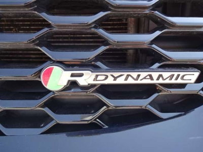 Jaguar E-Pace 2.0D 180 CV AWD R-Dynamic (7)