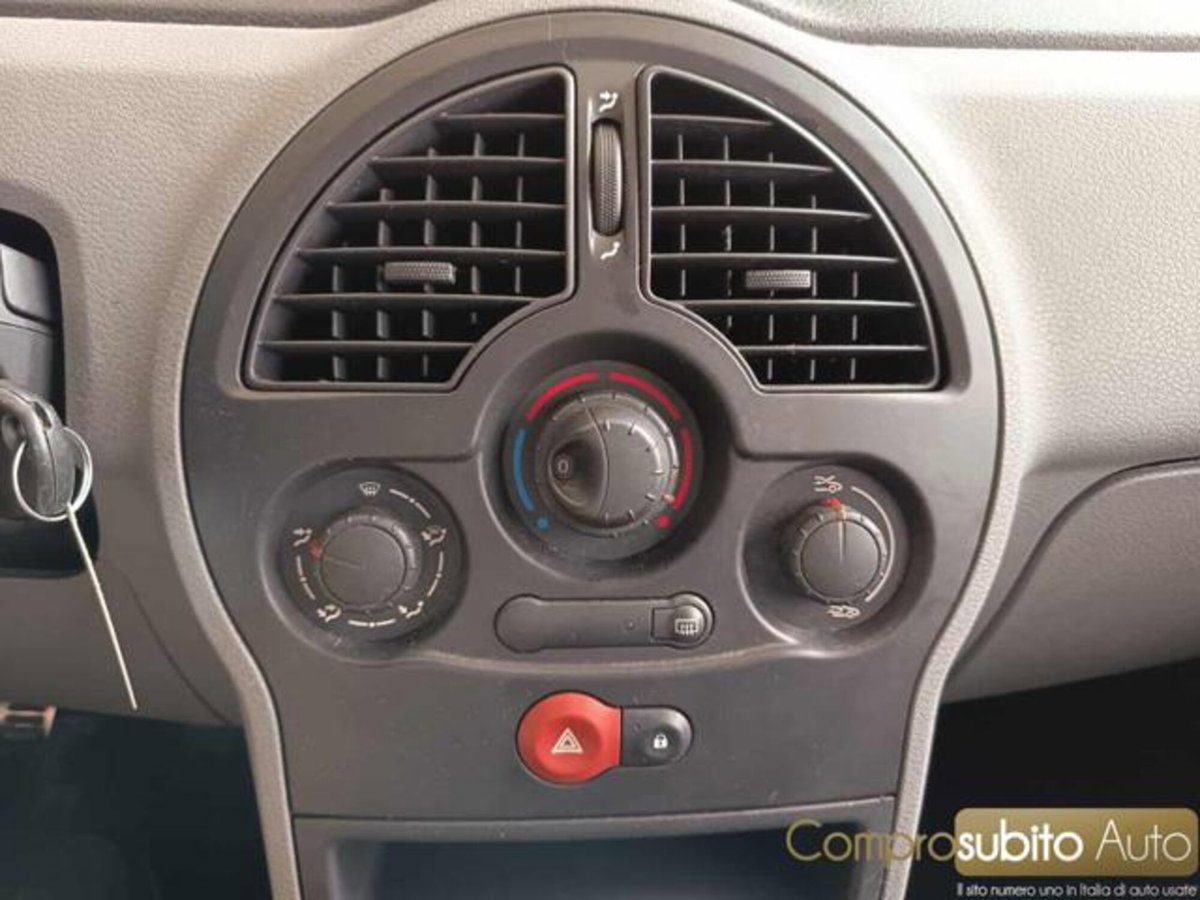 Renault Modus 1.2 16V Confort Dynamique (14)