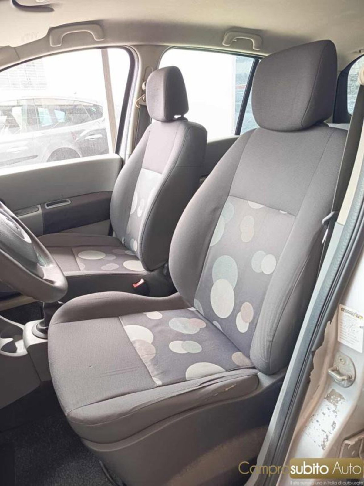 Renault Modus 1.2 16V Confort Dynamique (19)