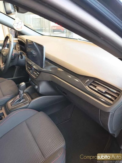 Ford Focus Station Wagon 1.0 EcoBoost Hybrid 125 CV Powershift SW ST-Line X (12)