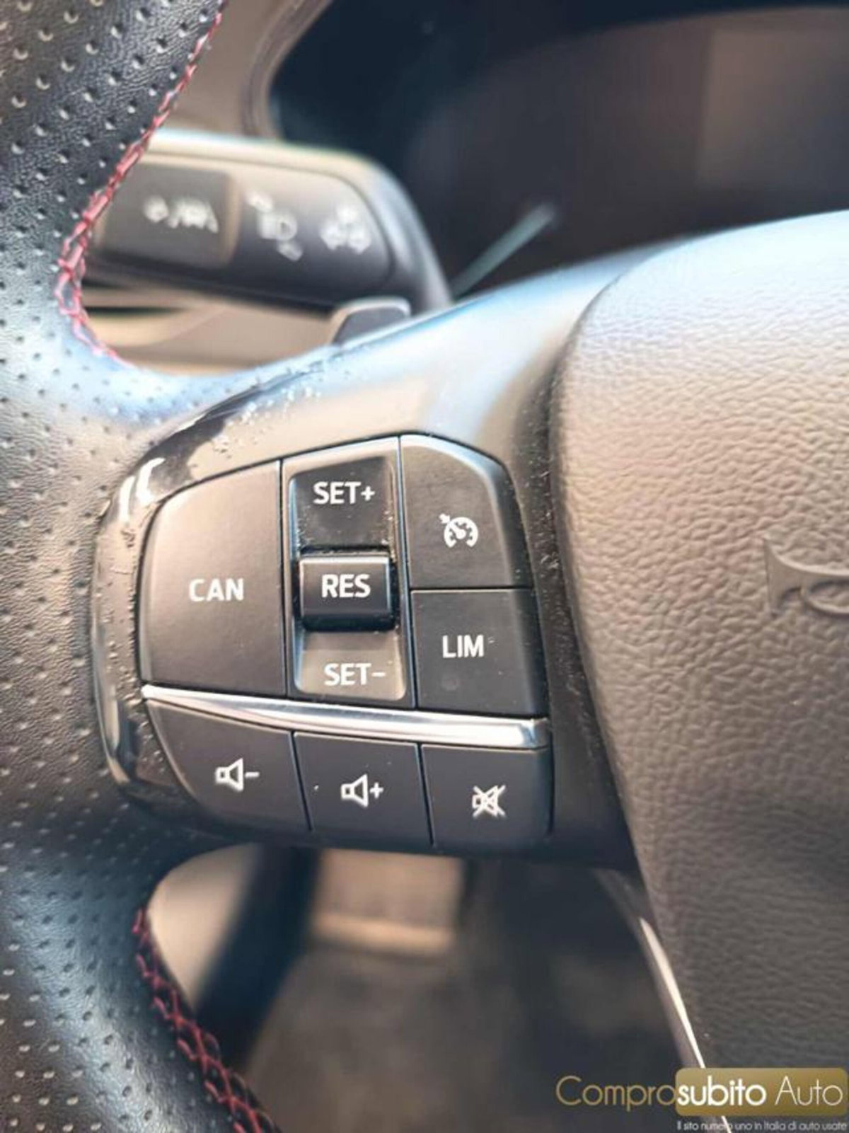 Ford Focus Station Wagon 1.0 EcoBoost Hybrid 125 CV Powershift SW ST-Line X (19)