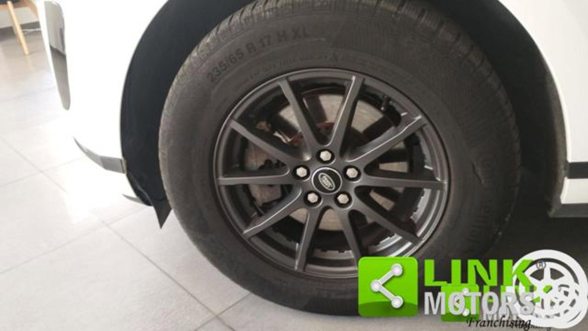 Land Rover Range Rover Evoque 2.0 Si4 5p. Pure (10)