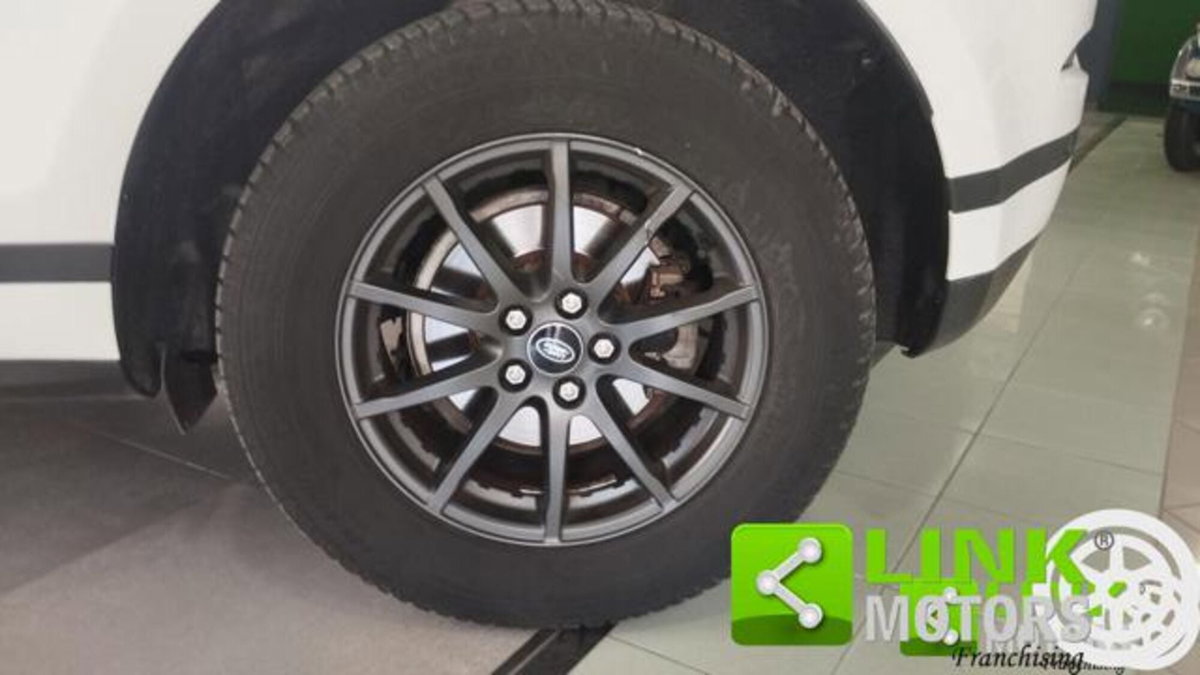 Land Rover Range Rover Evoque 2.0 Si4 5p. Pure (9)