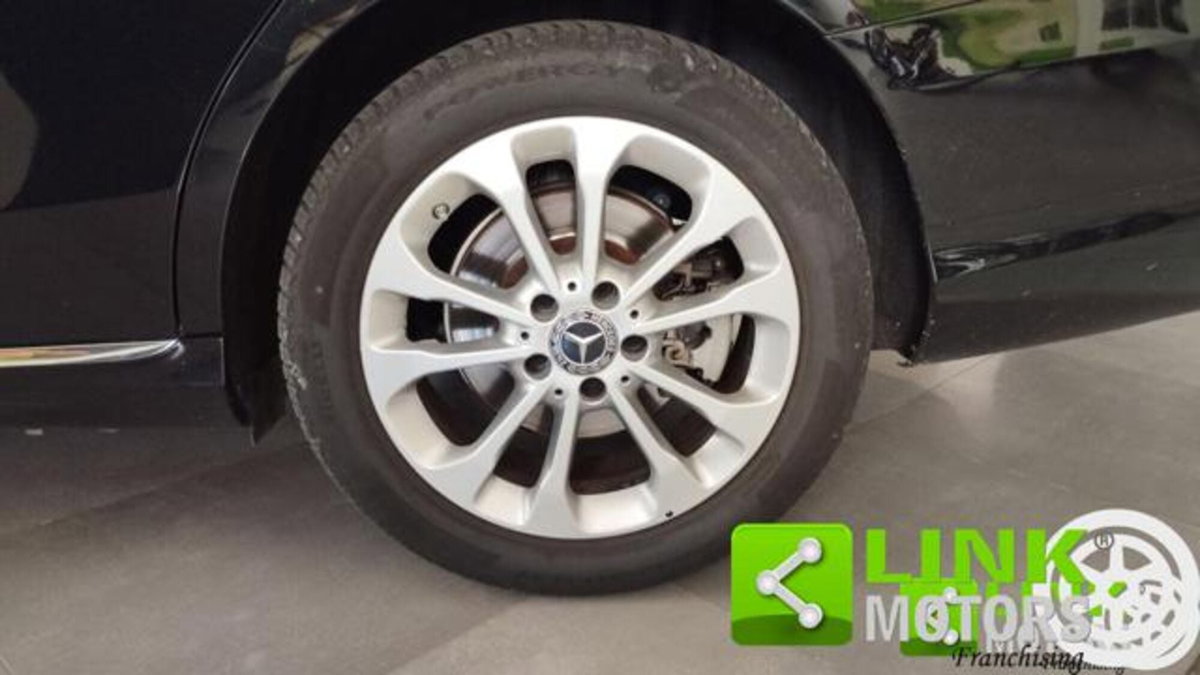 Mercedes-Benz Classe C Station Wagon 220 CDI 4Matic Executive (10)
