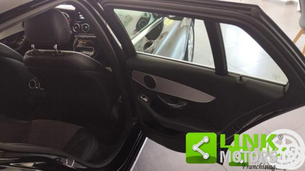 Mercedes-Benz Classe C Station Wagon 220 CDI 4Matic Executive (15)