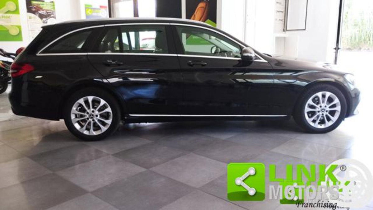 Mercedes-Benz Classe C Station Wagon 220 CDI 4Matic Executive (4)