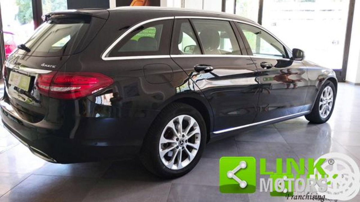 Mercedes-Benz Classe C Station Wagon 220 CDI 4Matic Executive (5)