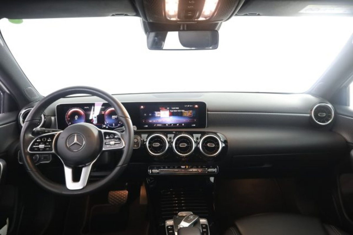 Mercedes-Benz Classe A 180 d Automatic Sport (4)