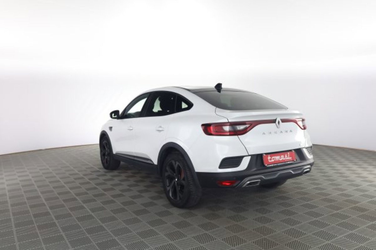 Renault Arkana E-Tech 145 CV R.S. Line (6)