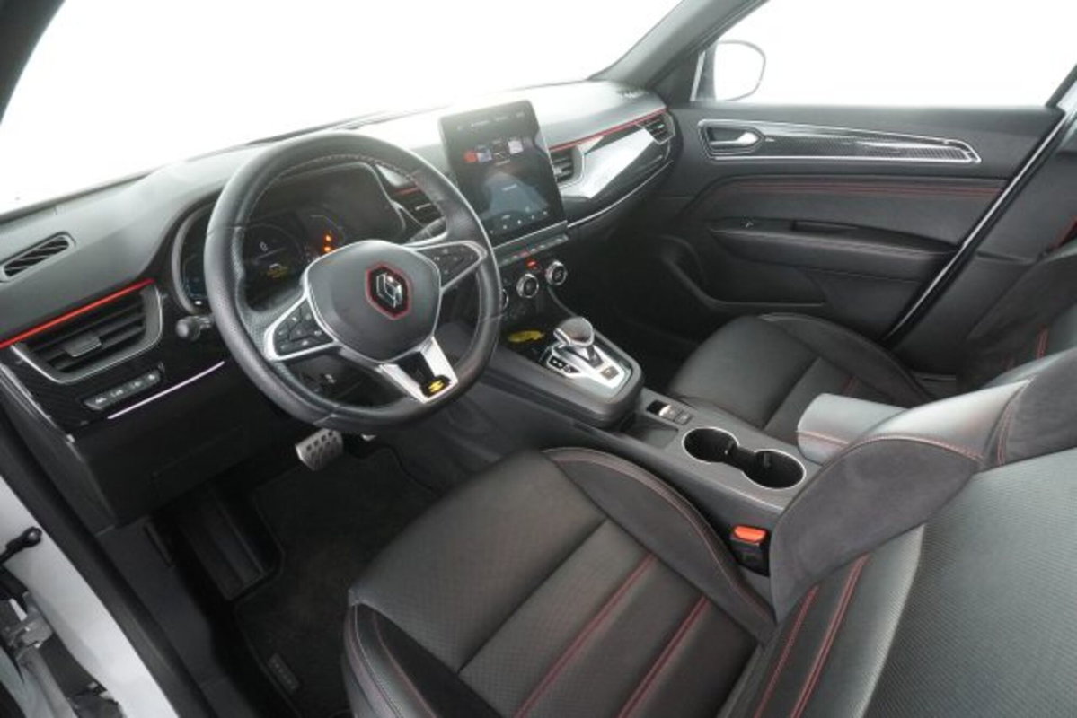 Renault Arkana E-Tech 145 CV R.S. Line (9)