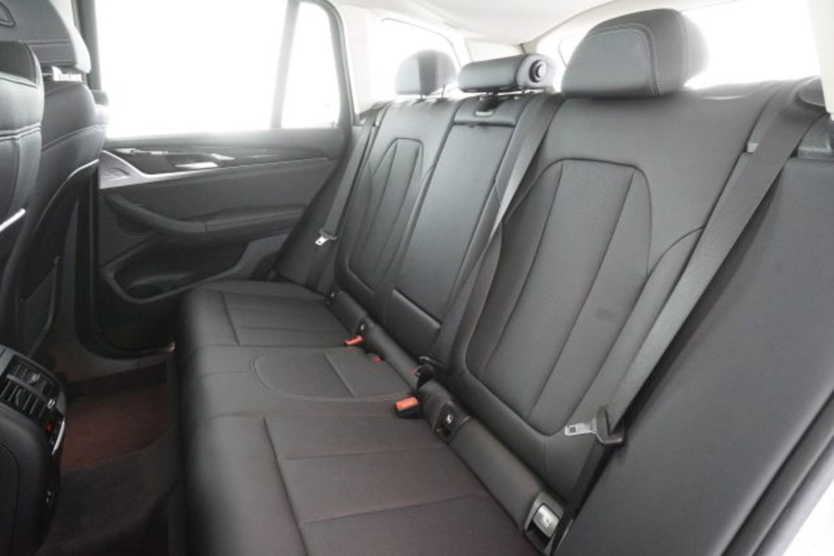 BMW X3 sDrive18d 48V Msport (3)