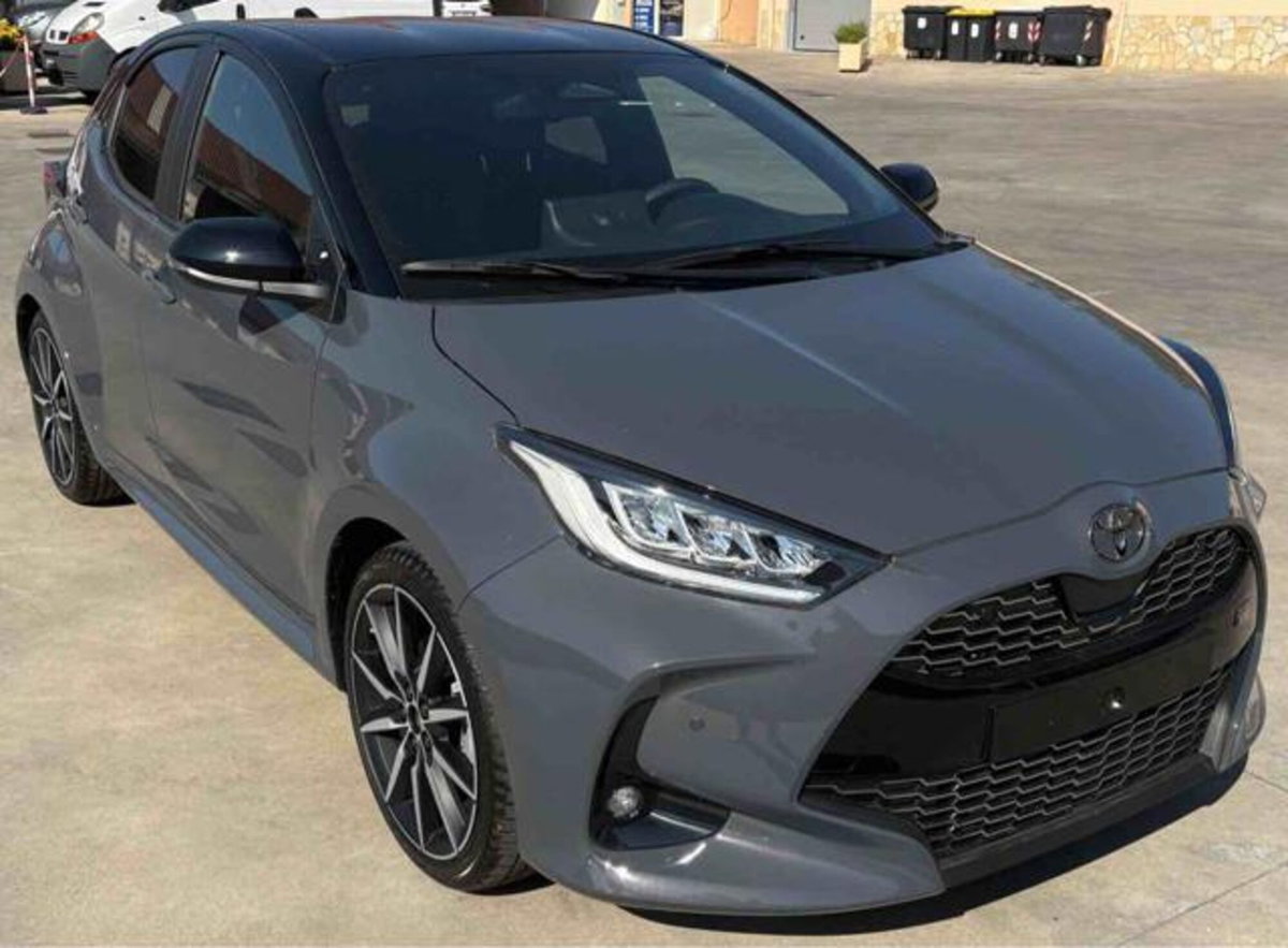 Toyota Yaris GR Sport 130 GR Sport (7)
