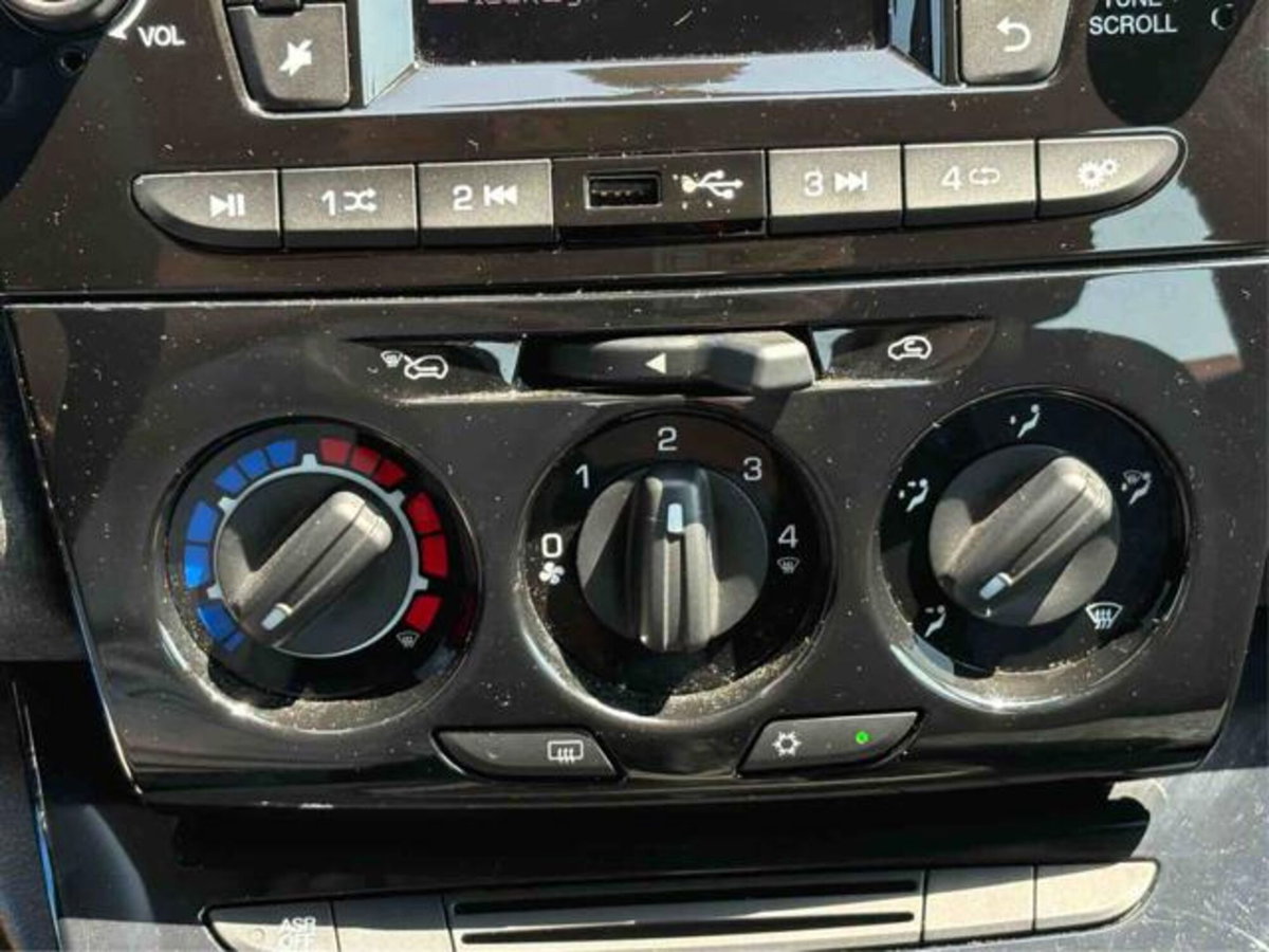 Lancia Ypsilon 1.0 FireFly 5 porte S&S Hybrid Ecochic Gold (17)