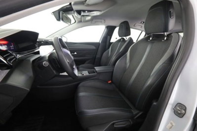 Peugeot 308 PureTech Turbo 130 S&S EAT8 Allure (2)