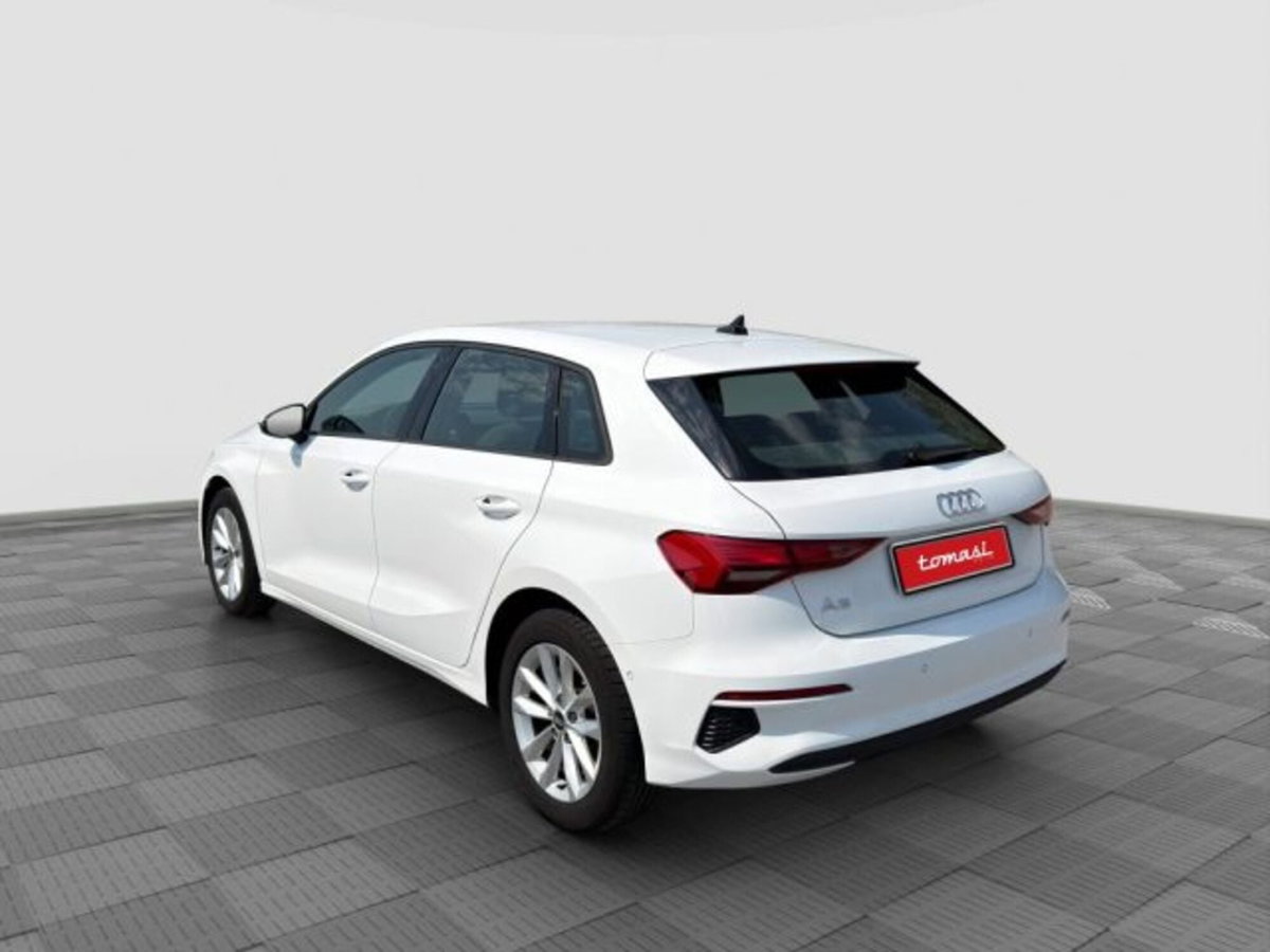 Audi A3 Sportback 30 TFSI Business (3)