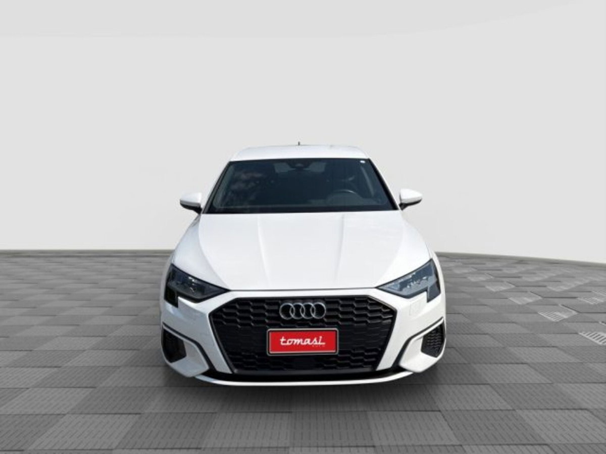 Audi A3 Sportback 30 TFSI Business (8)