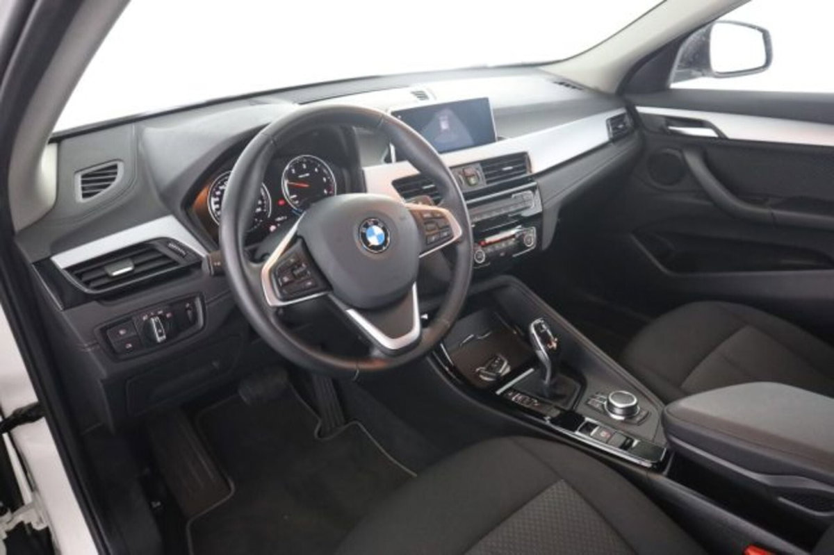 BMW X2 sDrive16d Business-X