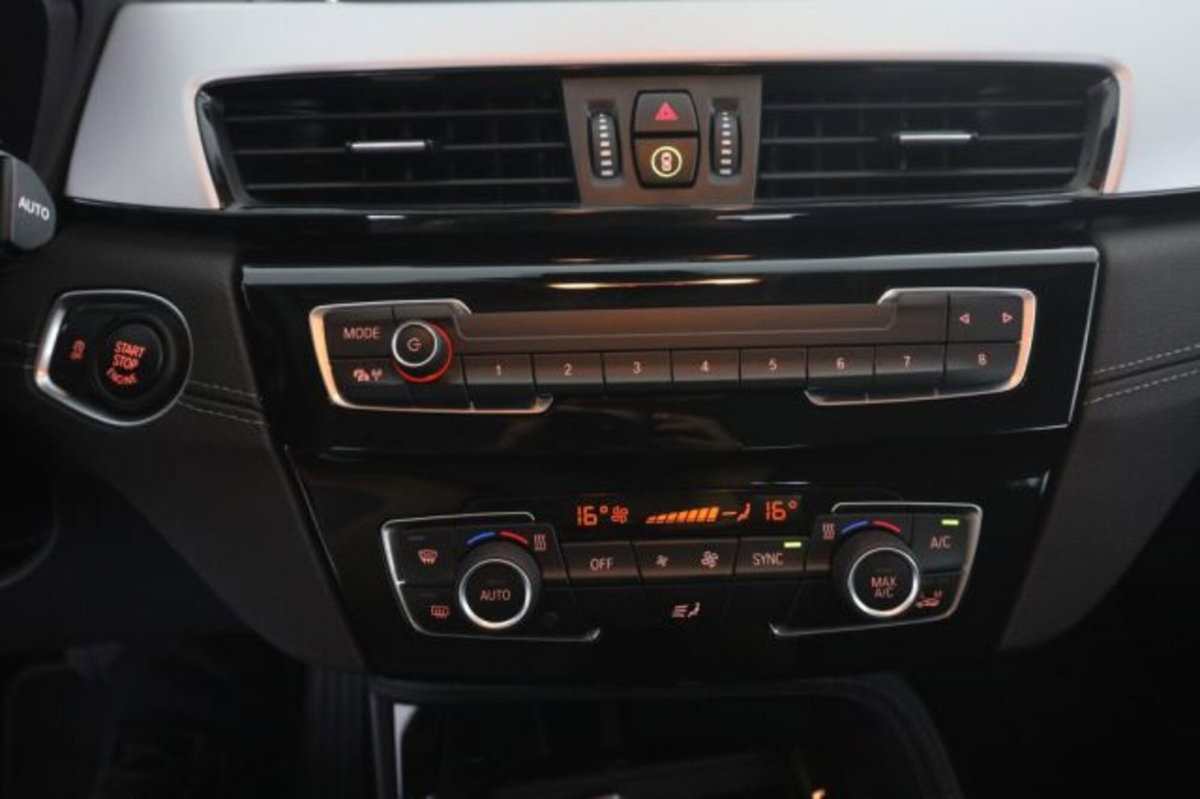 BMW X2 sDrive16d Business-X (12)