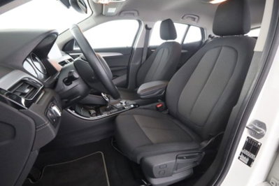 BMW X2 sDrive16d Business-X (2)