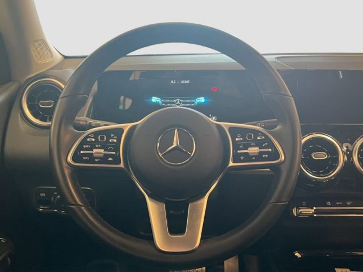 Mercedes-Benz CLA Shooting Brake 200 d Automatic Shooting Brake Sport (13)