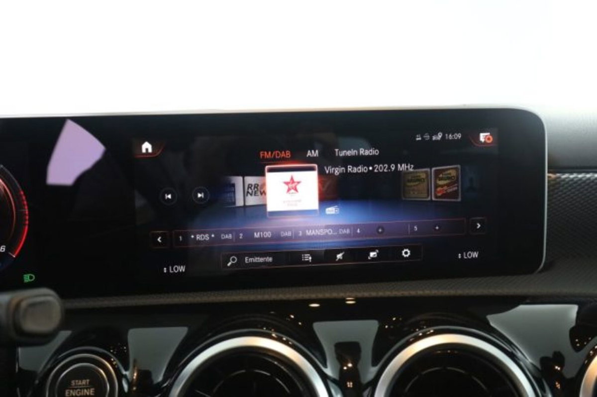 Mercedes-Benz Classe A 180 d Automatic Sport (11)