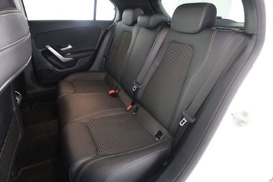 Mercedes-Benz Classe A 180 d Automatic Sport (3)