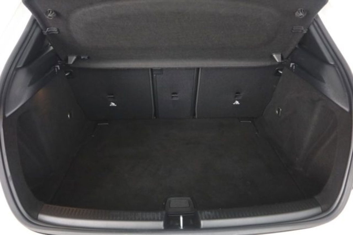 Mercedes-Benz Classe A 180 d Automatic Sport (6)