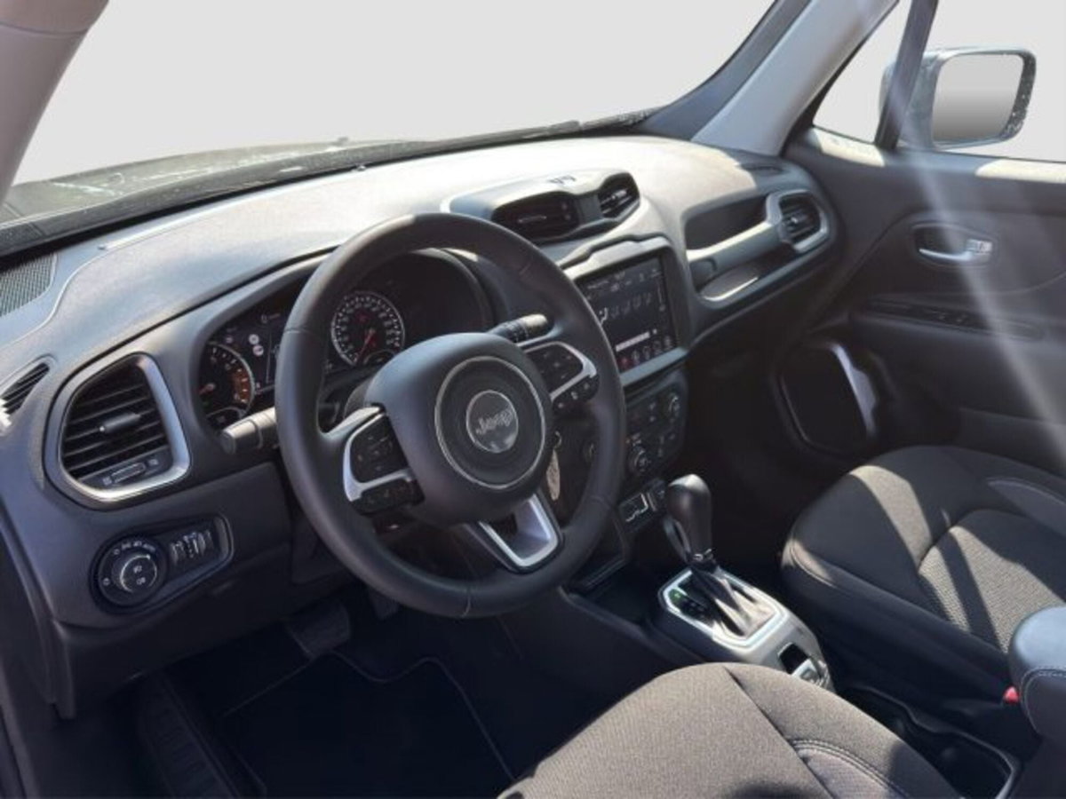 Jeep Renegade 1.5 Turbo T4 MHEV Limited (9)