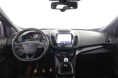 Ford Kuga 1.5 TDCI 120 CV S&S 2WD ST-Line (12)