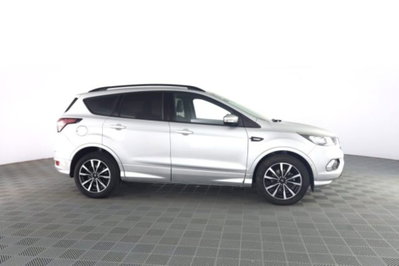 Ford Kuga 1.5 TDCI 120 CV S&S 2WD ST-Line (3)