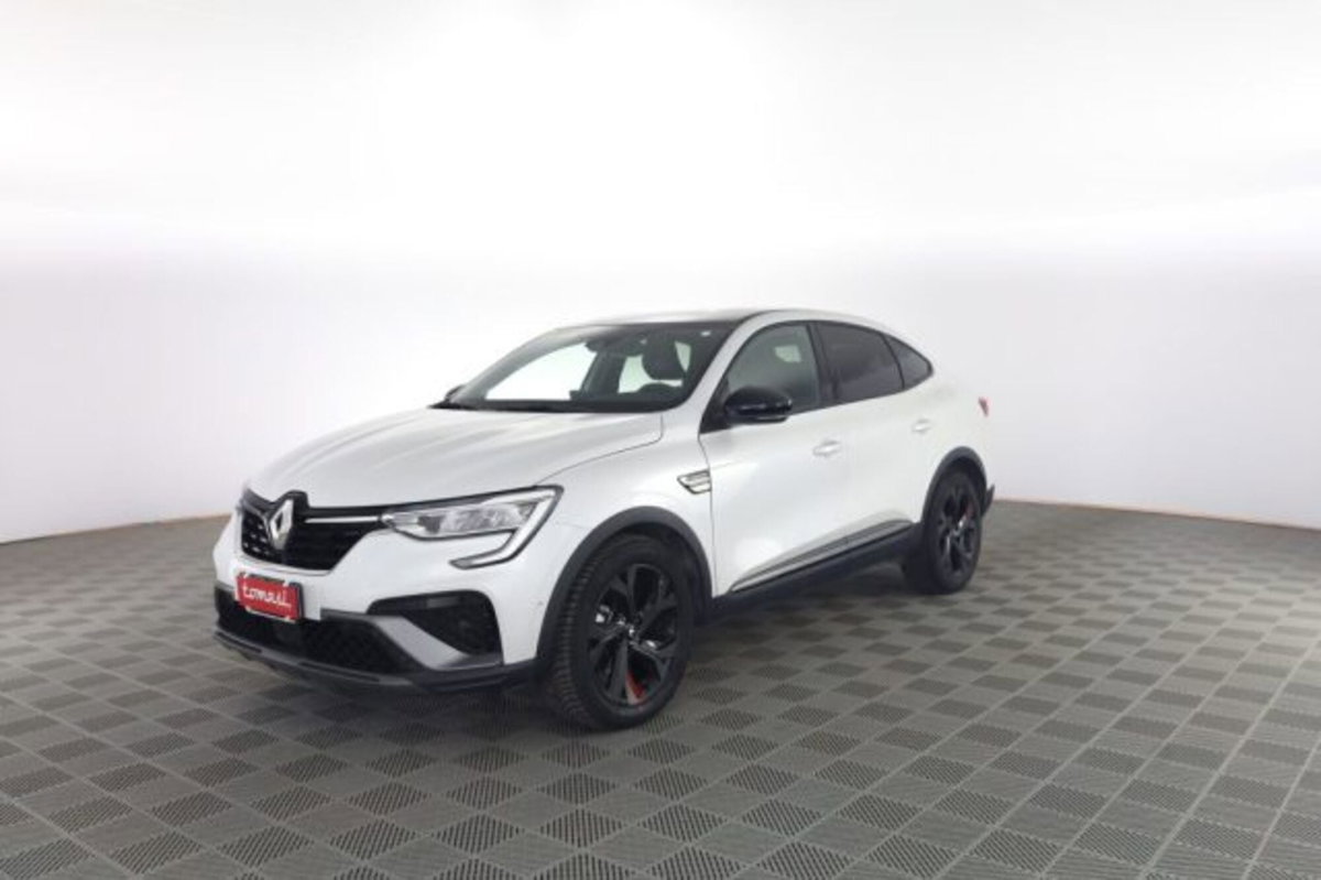 Renault Arkana E-Tech 145 CV R.S. Line (8)